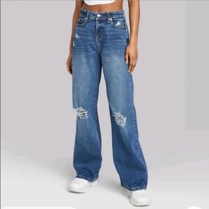 NWT Wild Fable women's High-Rise distressed Baggy Jeans, size 16